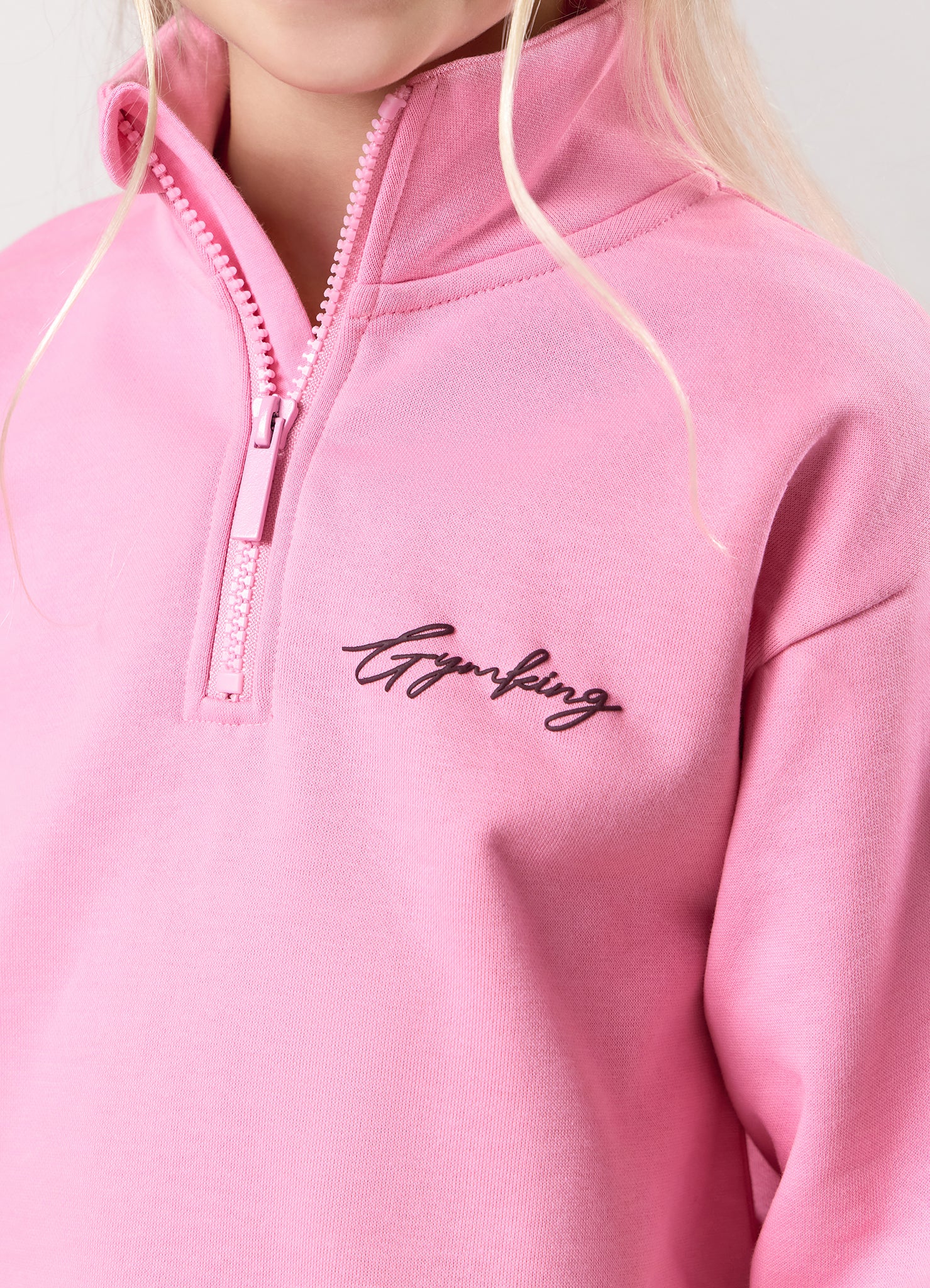 Gym King Kids Script 1/4 Zip Funnel - Candy Pink