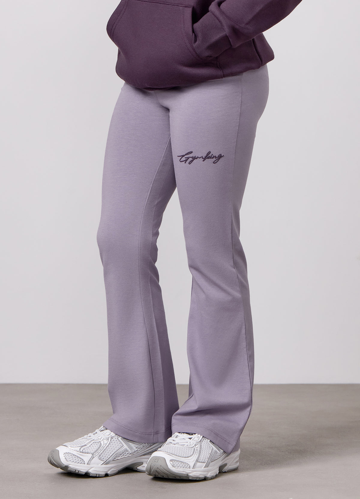Gym King Older Kids Script Flared Legging - Dusky Purple