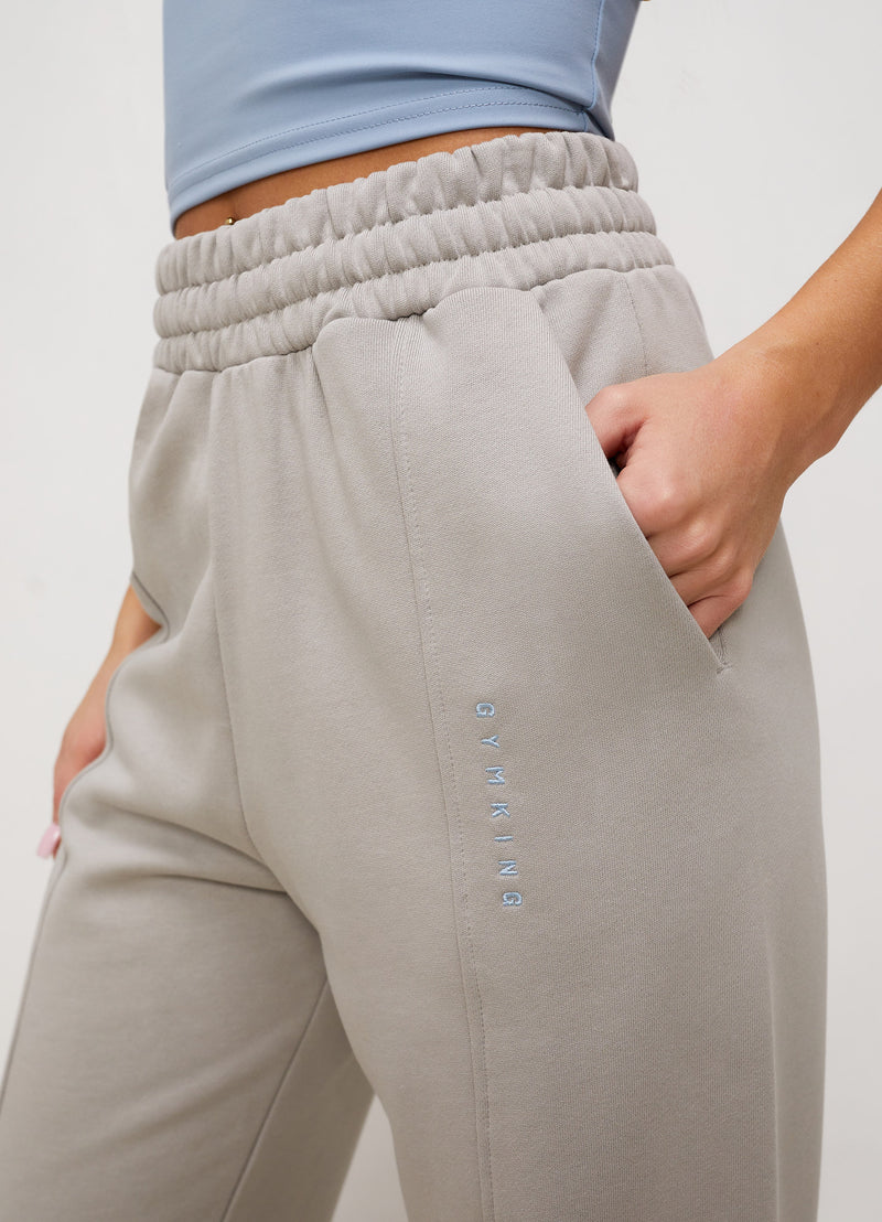 Gym King Shadow Straight Leg Jogger - Dove Grey