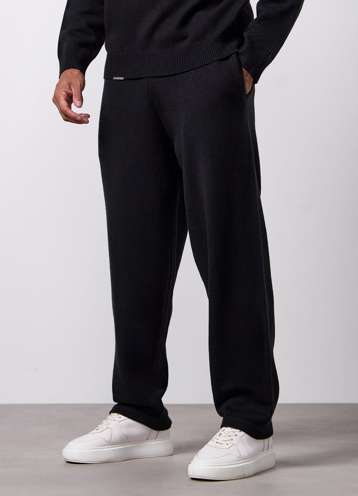 Gym King Signature Knit Jogger - Black