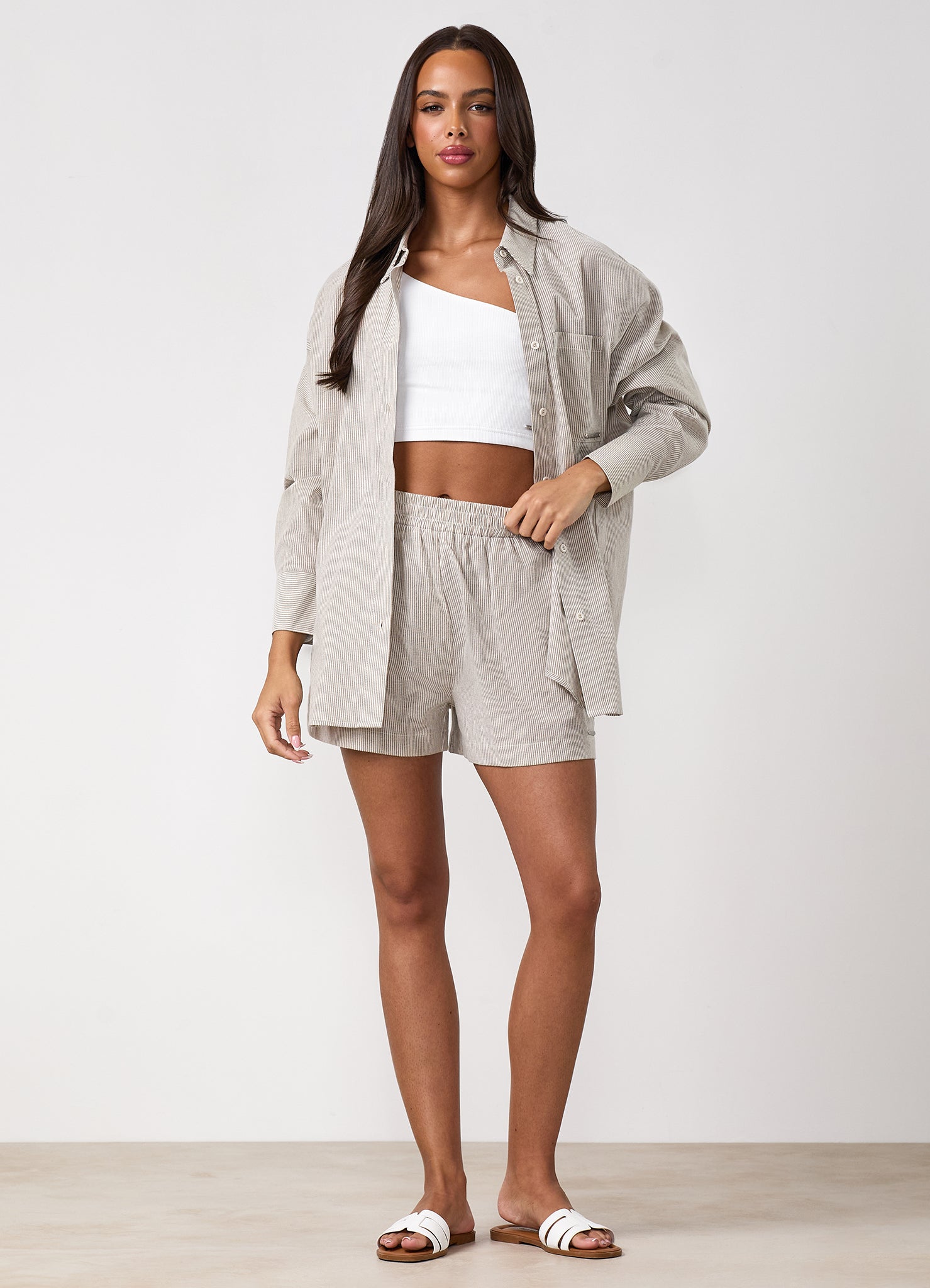 Gym King Signature Poplin Stripe Shirt - Dune/White Stripe