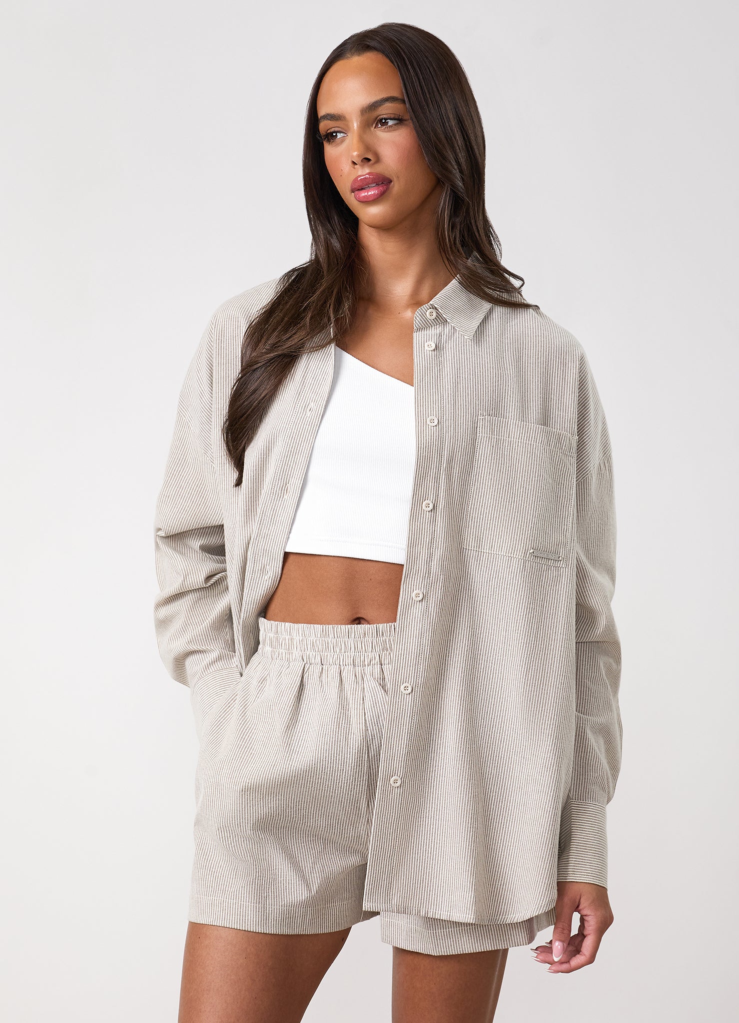 Gym King Signature Poplin Stripe Shirt - Dune/White Stripe