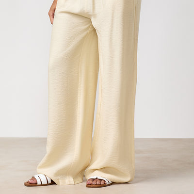 Gym King Signature Woven Paper Bag Trousers Petite - Buttermilk