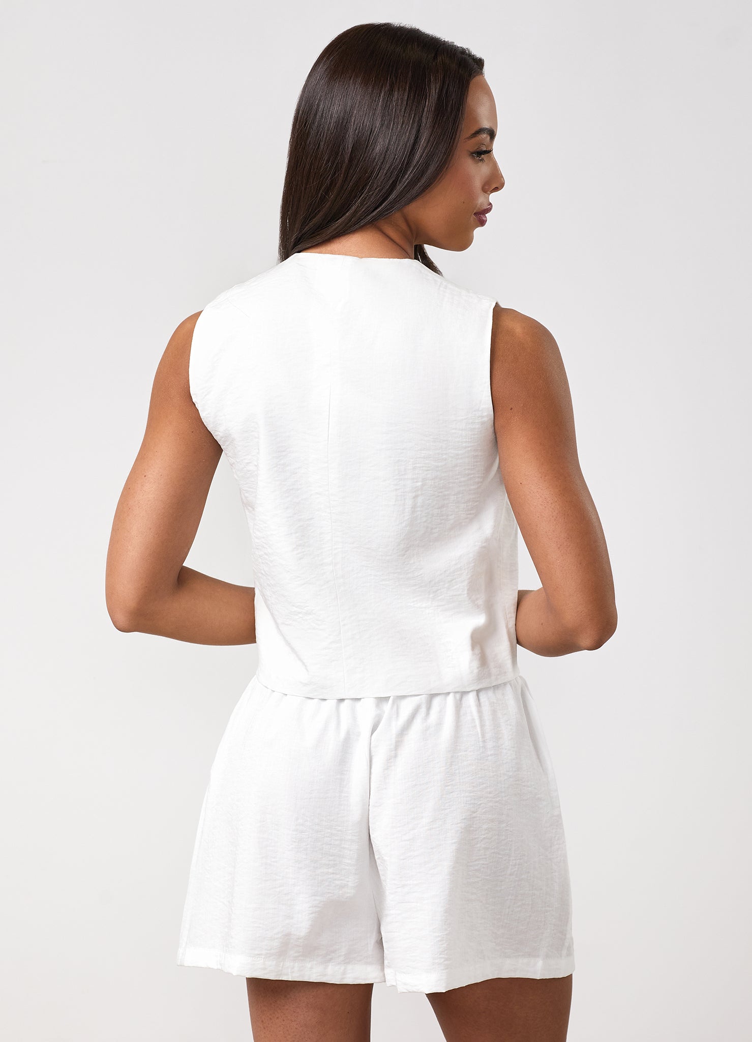 Gym King Signature Redefined Waistcoat - Cream