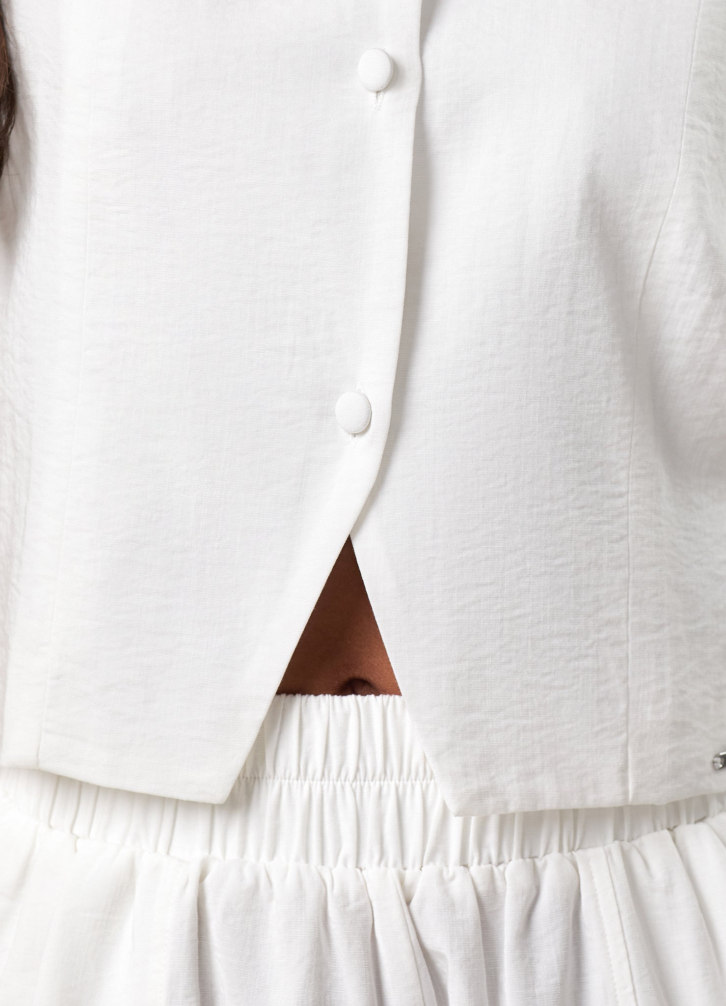 Gym King Signature Redefined Waistcoat - Cream