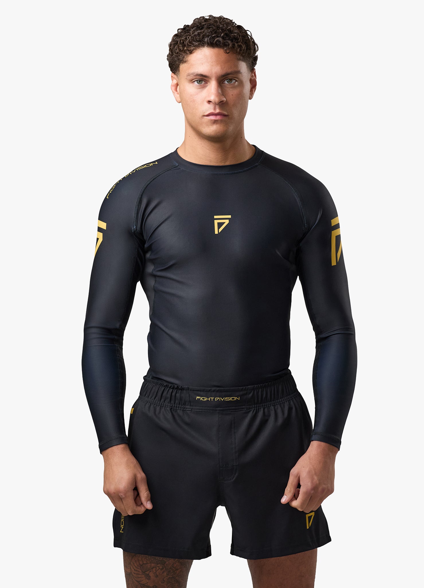Gym King Sovereign Rash Guard - Black / Gold