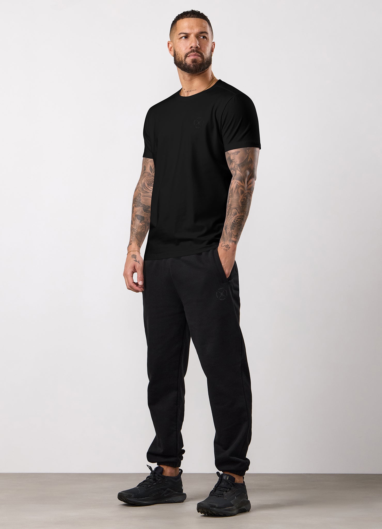 Gym King Stoic Esja Jersey Tee - Volcanic Black