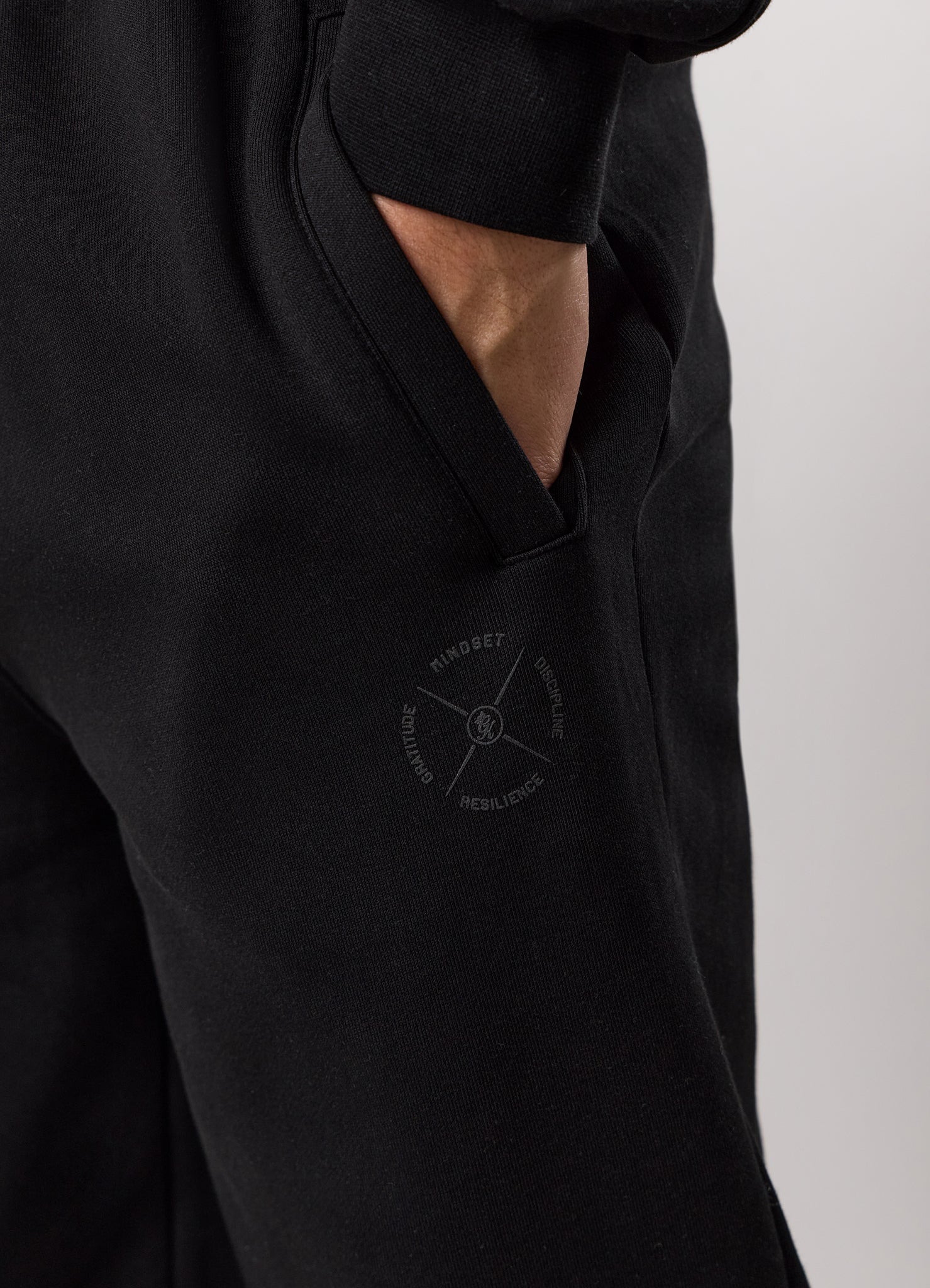 Gym King Stoic Esja Loopback Jogger - Volcanic Black