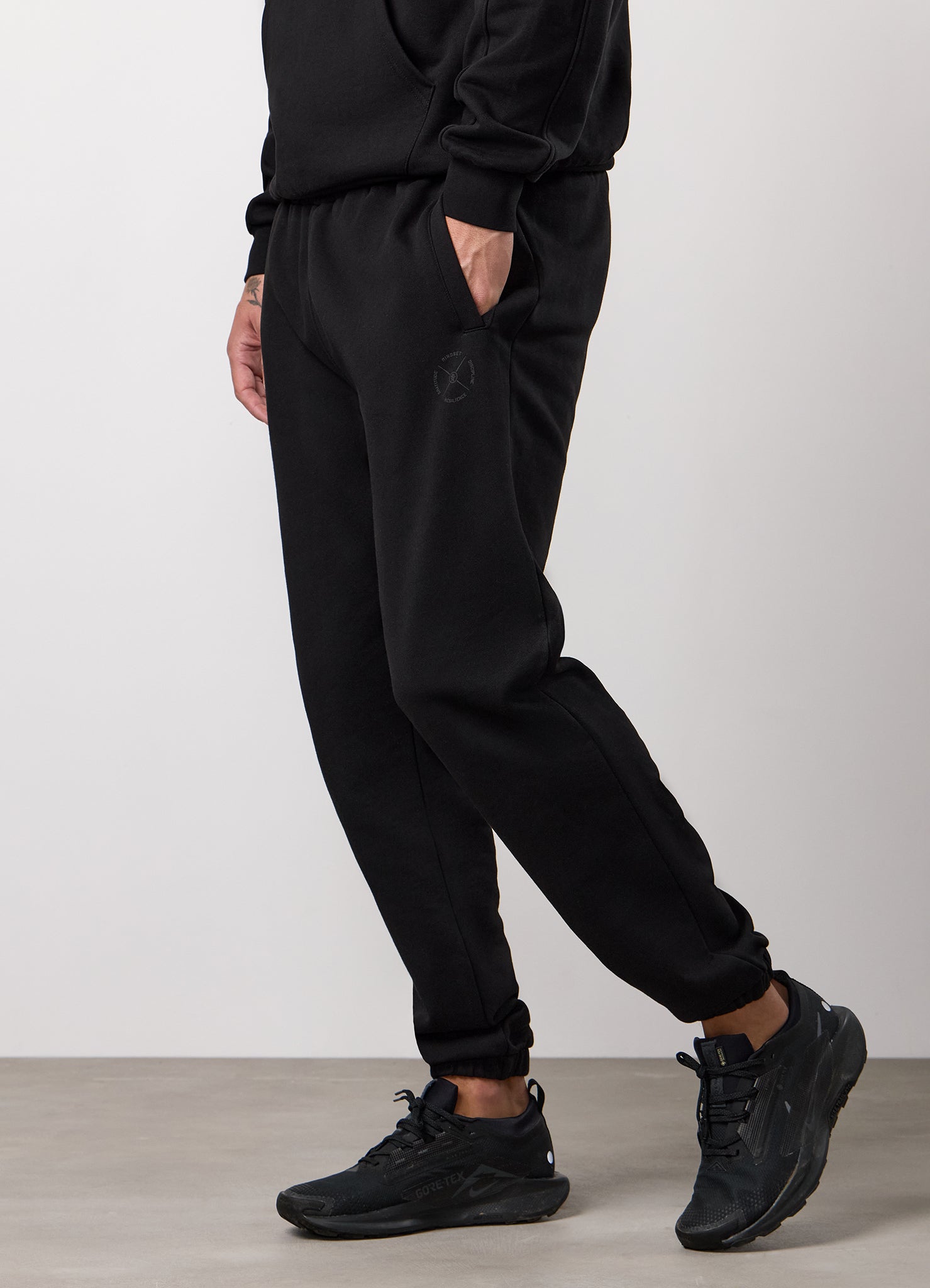 Gym King Stoic Esja Loopback Jogger - Volcanic Black