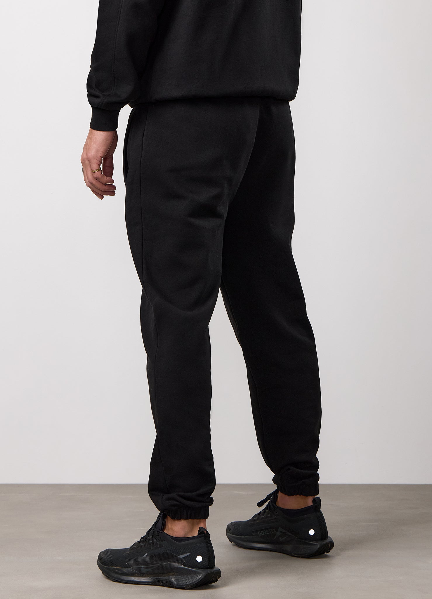 Gym King Stoic Esja Loopback Jogger - Volcanic Black