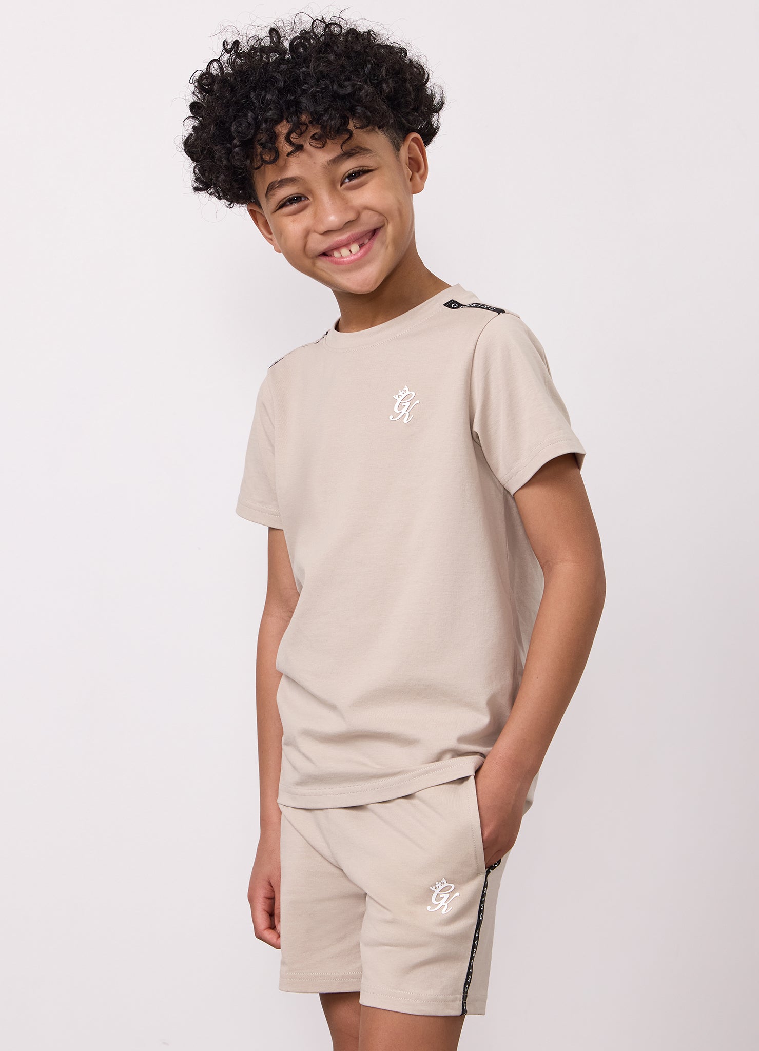 Gym King Younger Kids Taped Tee - Light Stone