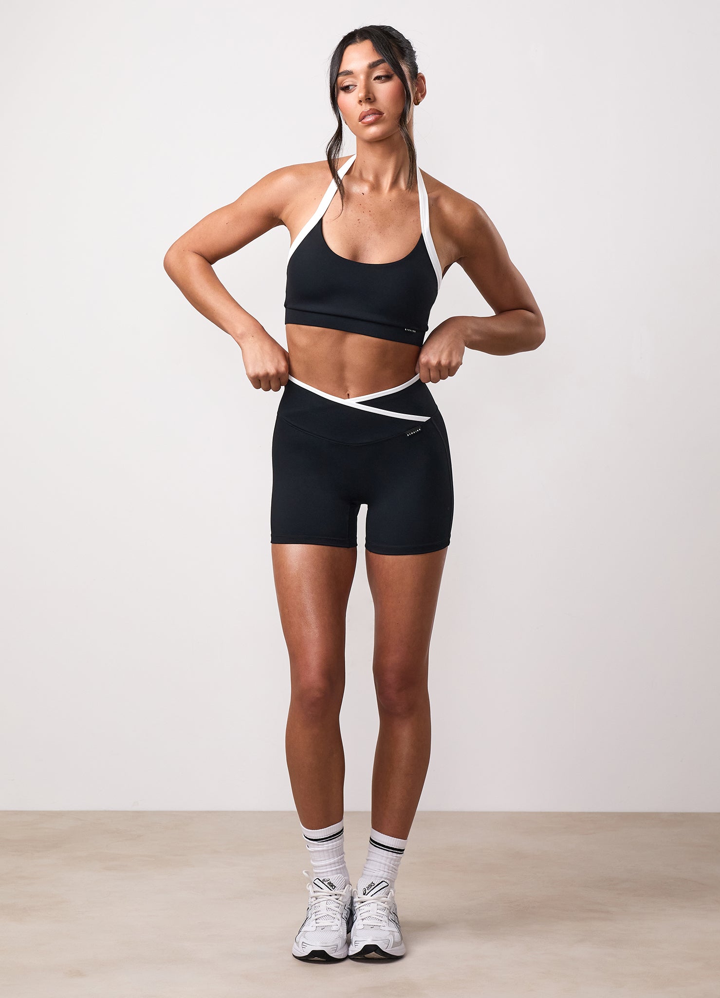 GKW Contrast Bra - Black