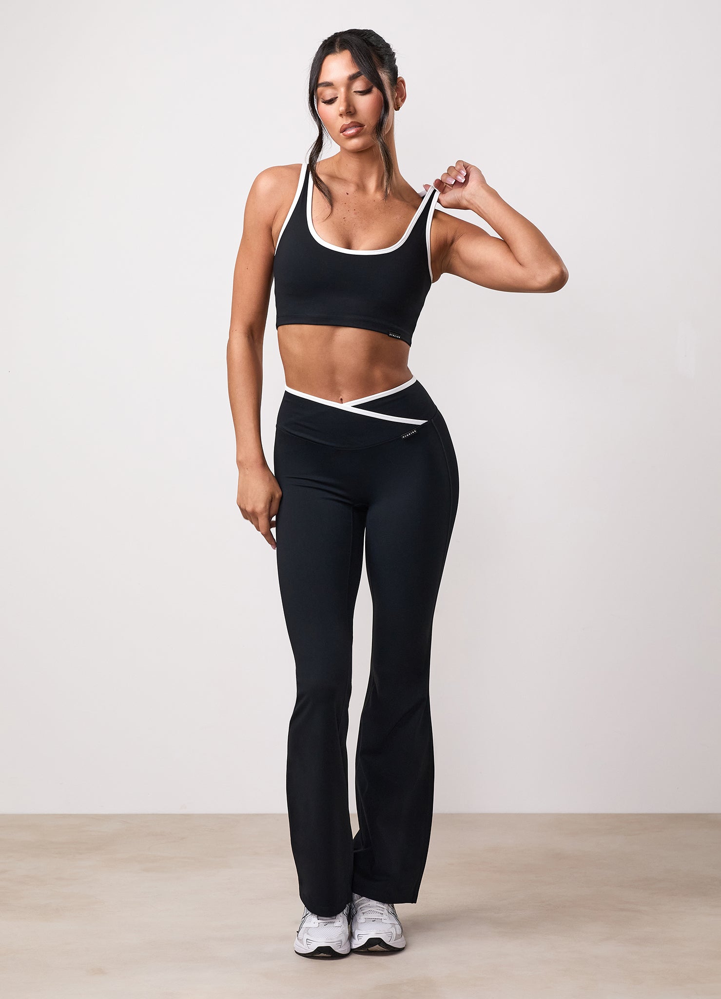 GKW Wrap Over Contrast Yoga Pant Petite - Black