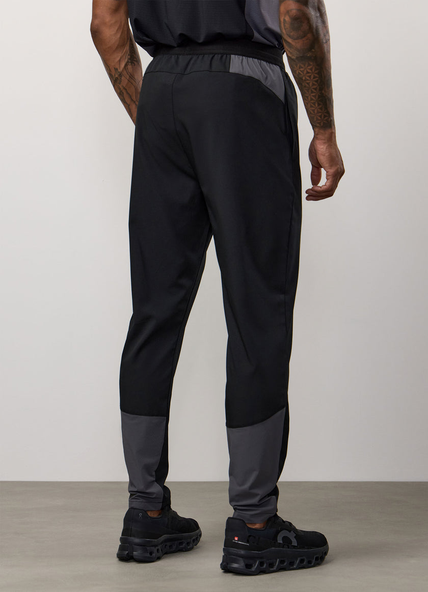 Gym King Progress Woven Pant - Black/Graphite