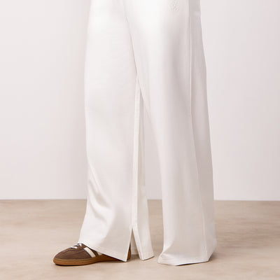 Gym King Victory Loopback Straight Leg Jogger - Cream