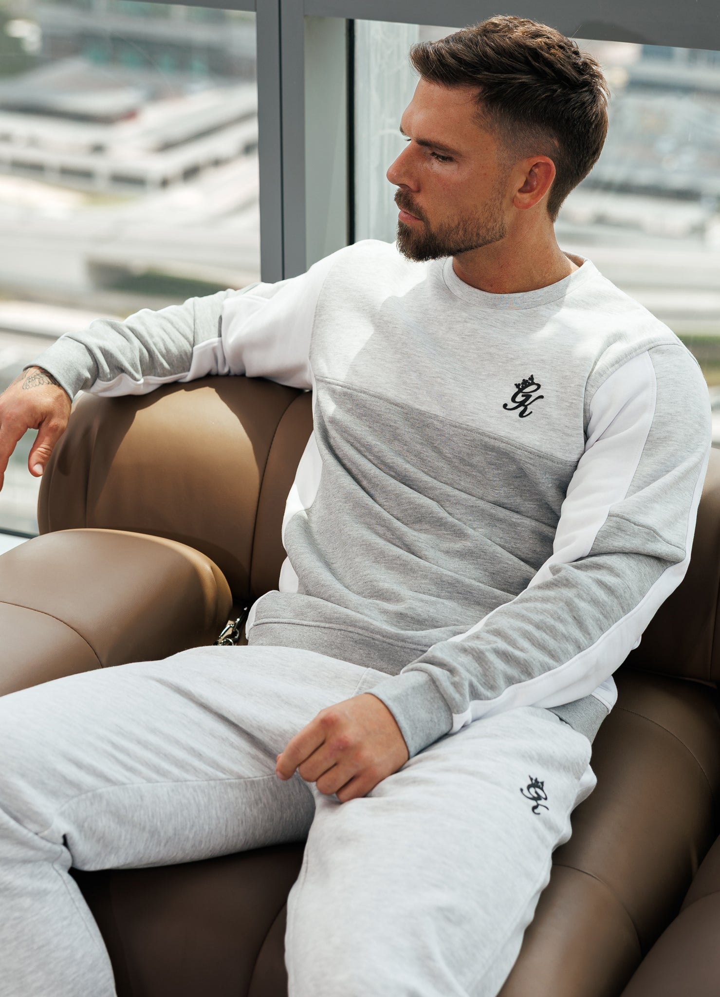 Gym King Contrast Panel Crew Tracksuit - Snow Marl/Grey Marl
