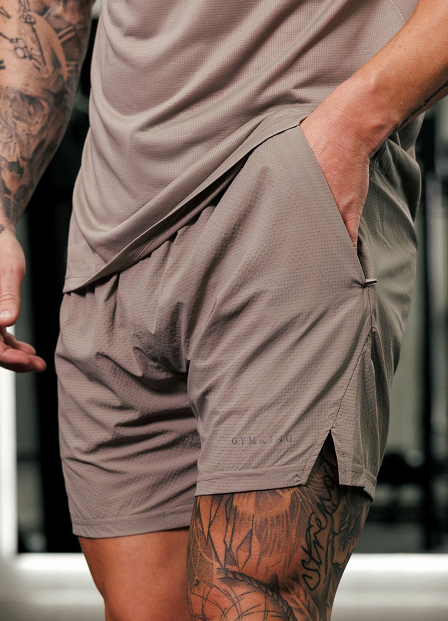 Gym King Energise 5" Short - Truffle