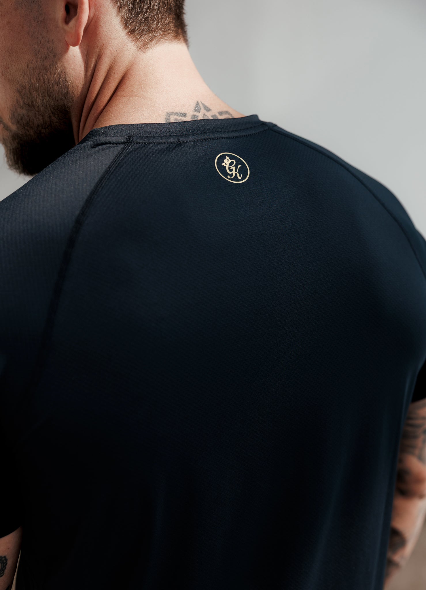 Gym King Energy Tee - Black/Gold