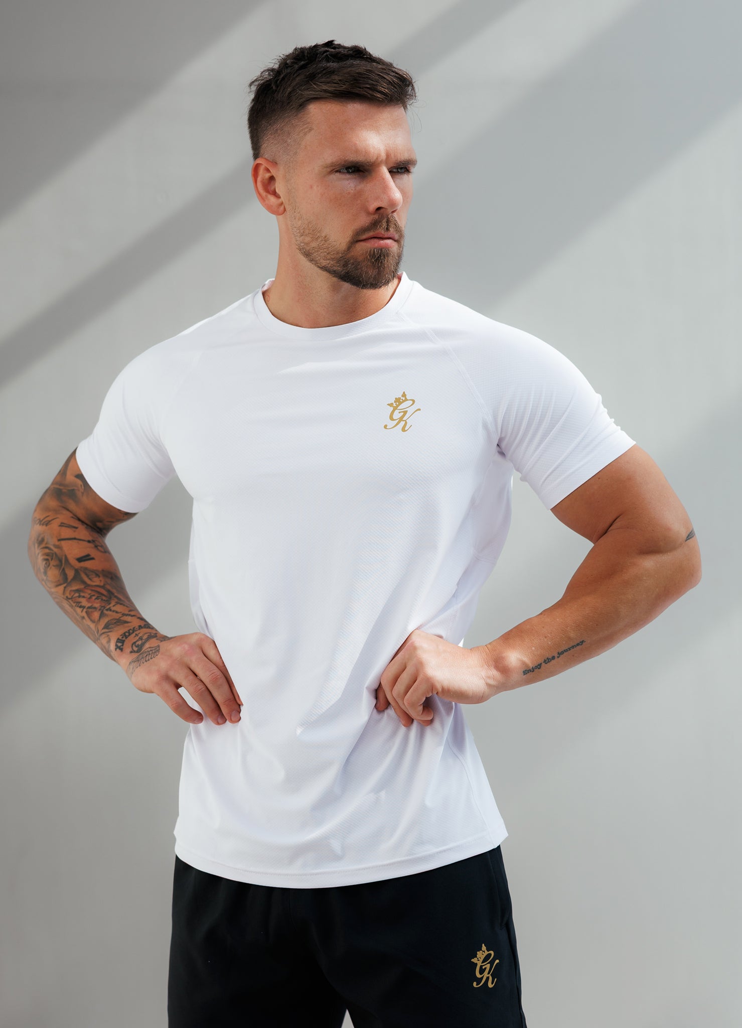 Gym King Energy Tee - White/Gold