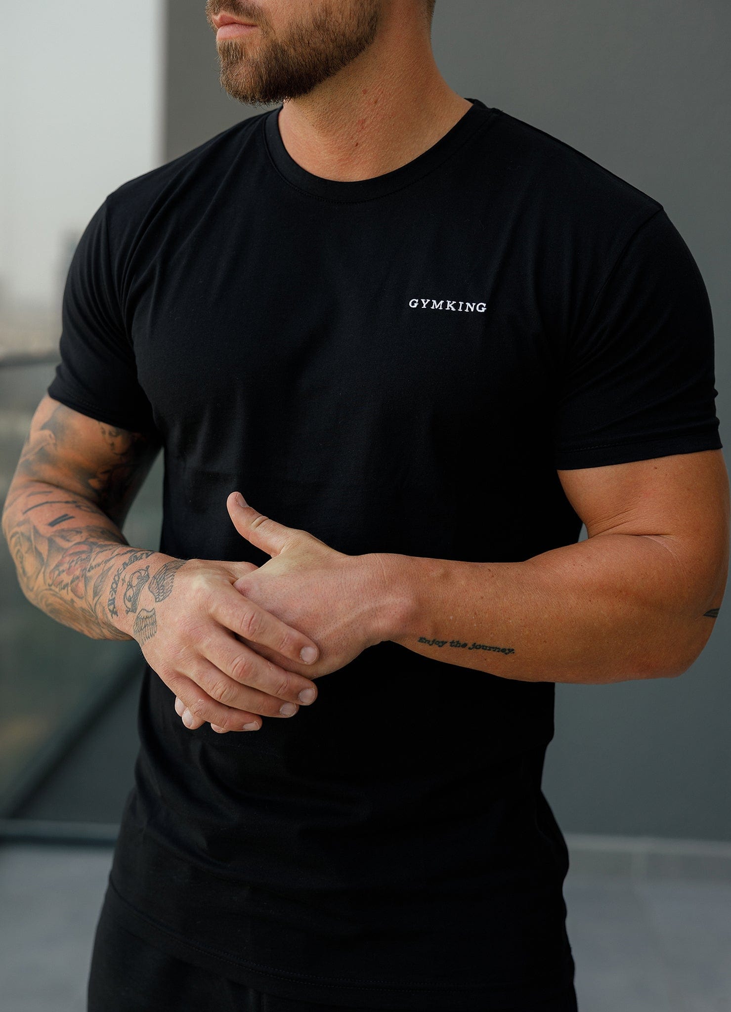Gym King Fundamental Linear Tee - Black