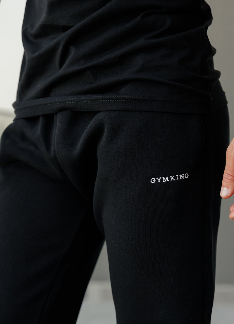 Gym King Linear Fundamental Jogger - Black