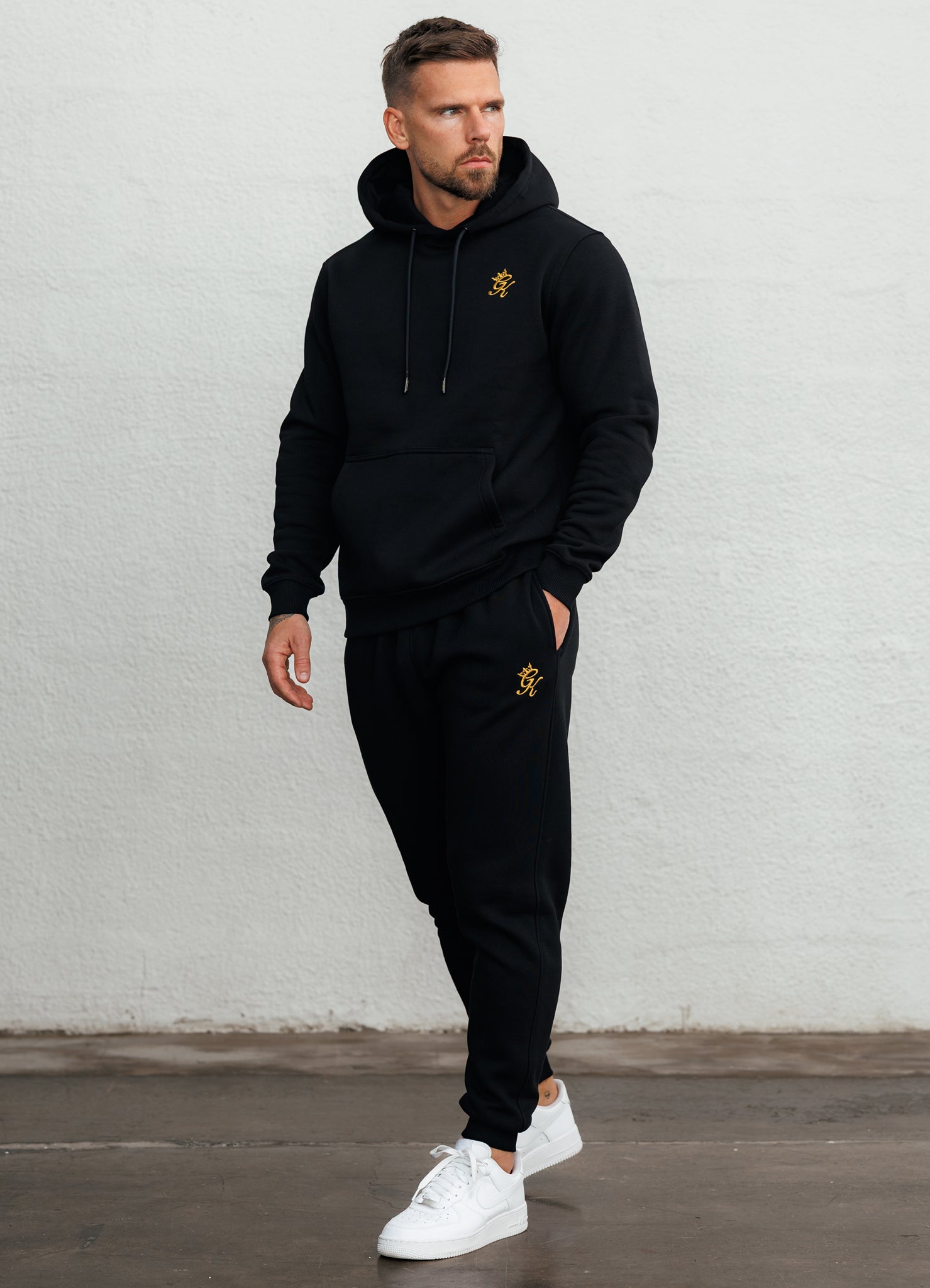 Gym King Fundamental Hood Tracksuit - Black/Gold