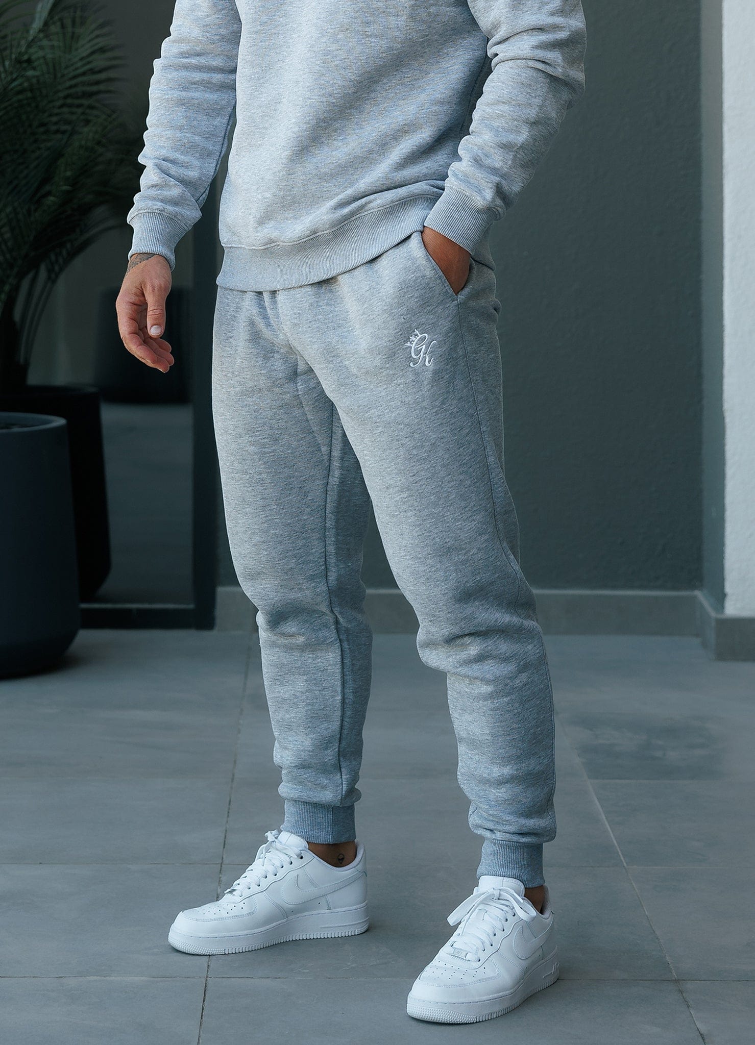 Men's grey everyday fleece joggers