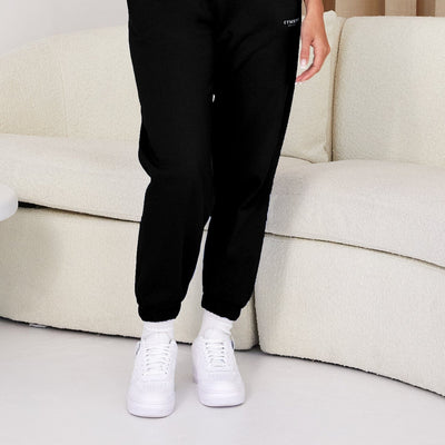 Gym King Established Relaxed Jogger - Black/White