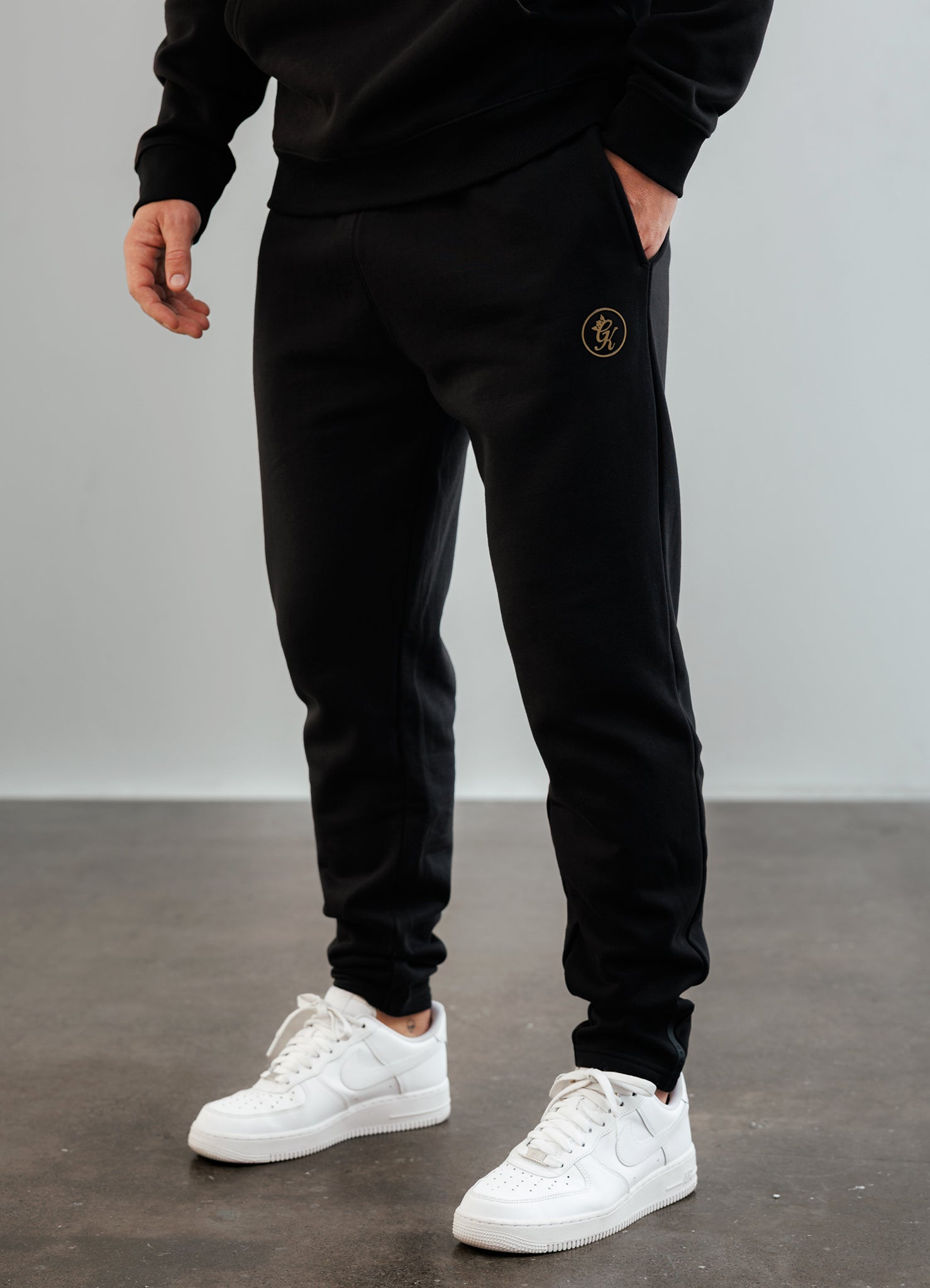 Gym King Pro Logo Fleece Hood Tracksuit - Black/Gold