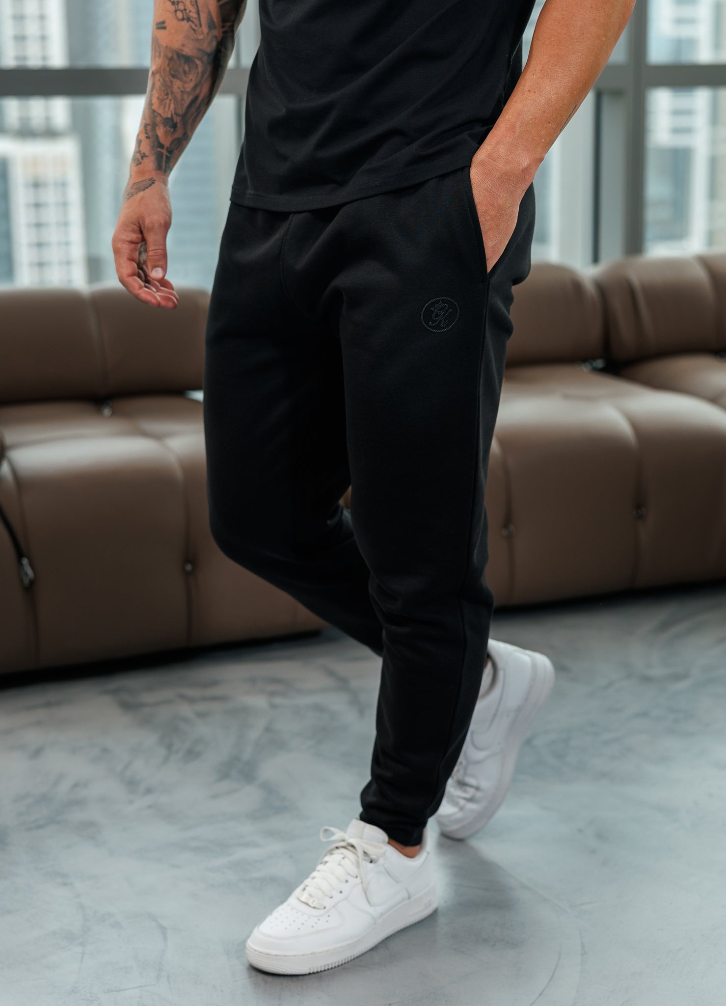 Gym King Pro V2 Hood Tracksuit - Black