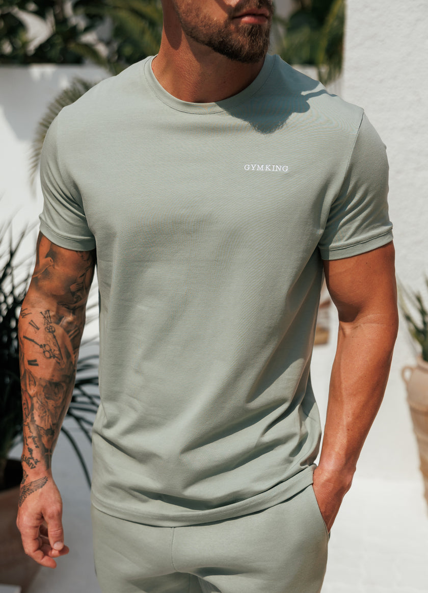 Gym King Fundamental Linear Tee - Urban Sage
