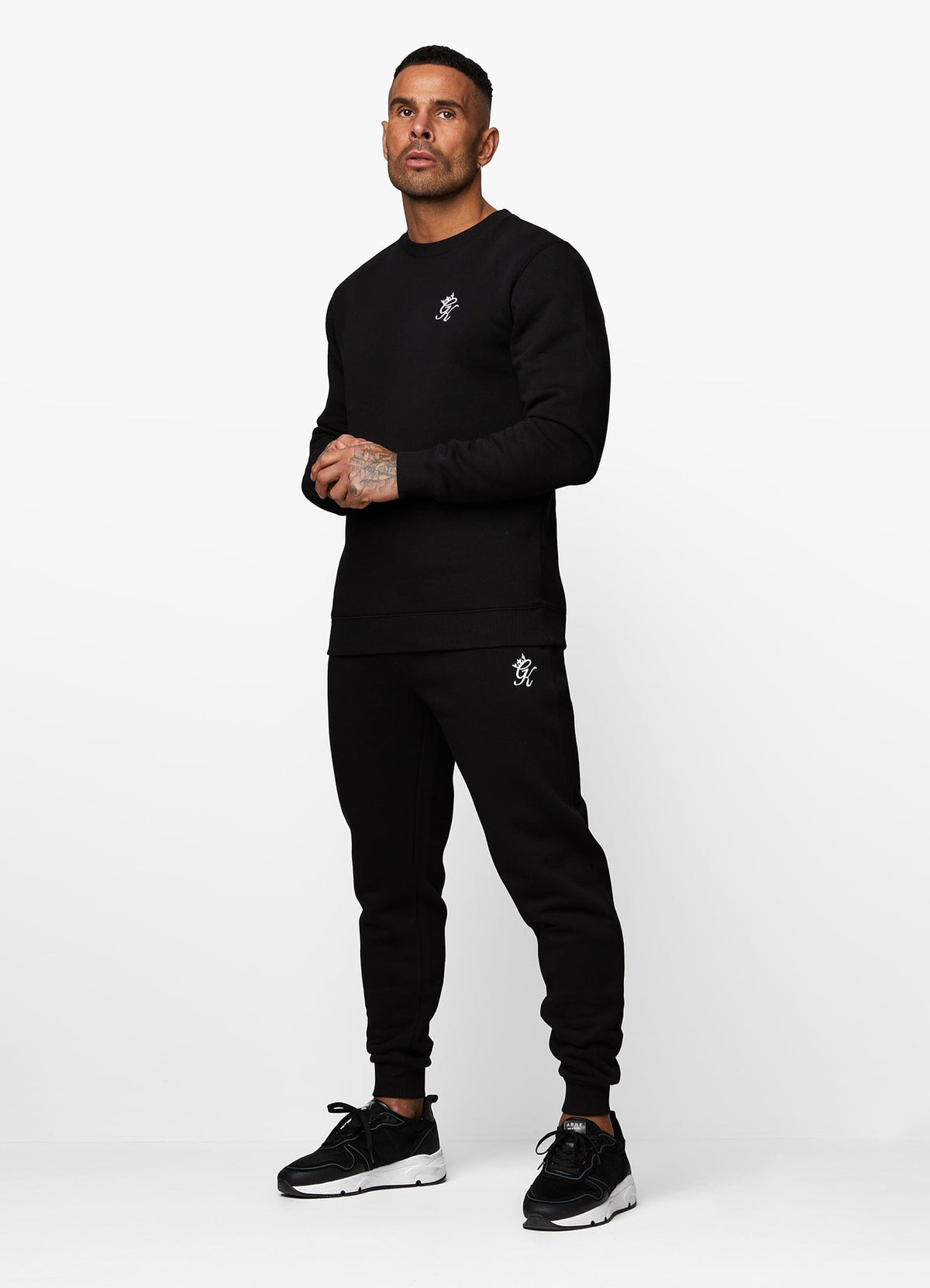 Gym King Fundamental Crew Tracksuit Black front view men’s sweatshirt and joggers