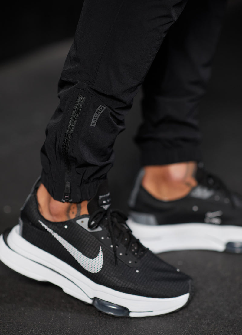 Gym King Rebellion Cargo Jogger - Black